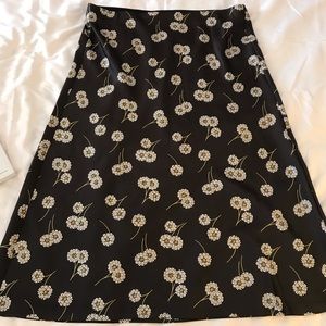 NWT Loft Dark Gray Silky Floral Skirt Size Large